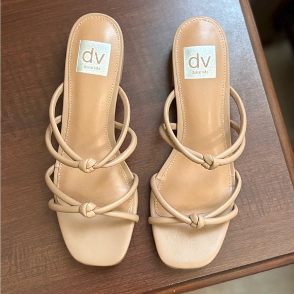 Dolce Vita - Cross Knot Open Toe Sandals - Tan - Picture 5 of 8